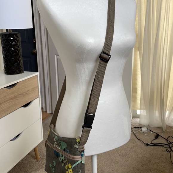 New w/o rage Canvas Print Taupe Purse - Picture 6 of 6